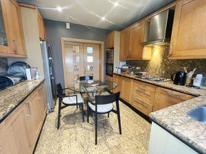 Photo 1- click for photo gallery